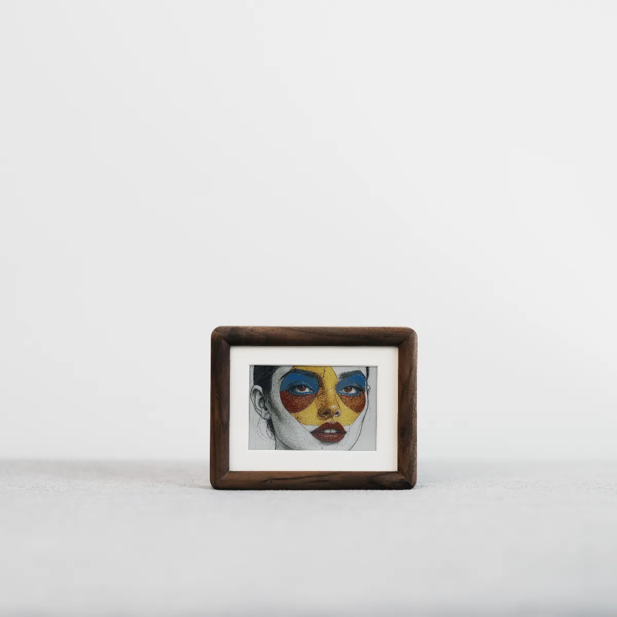 KoKonna 4" E-Ink Frame - Wood
